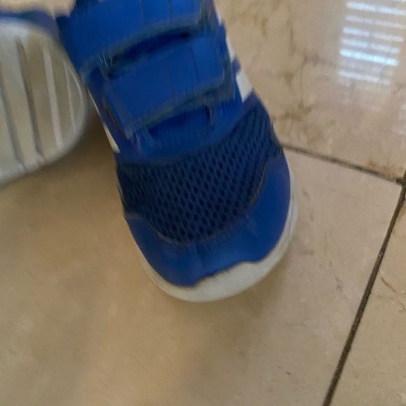 Adidas Sneakers- boys size 9 - Picture 4 of 4